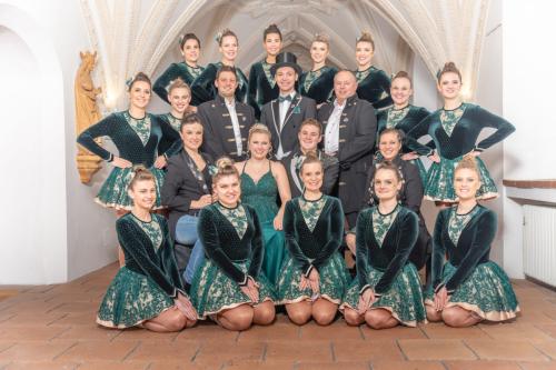 Komitee mit Prinzengarde und Prinzenpaar